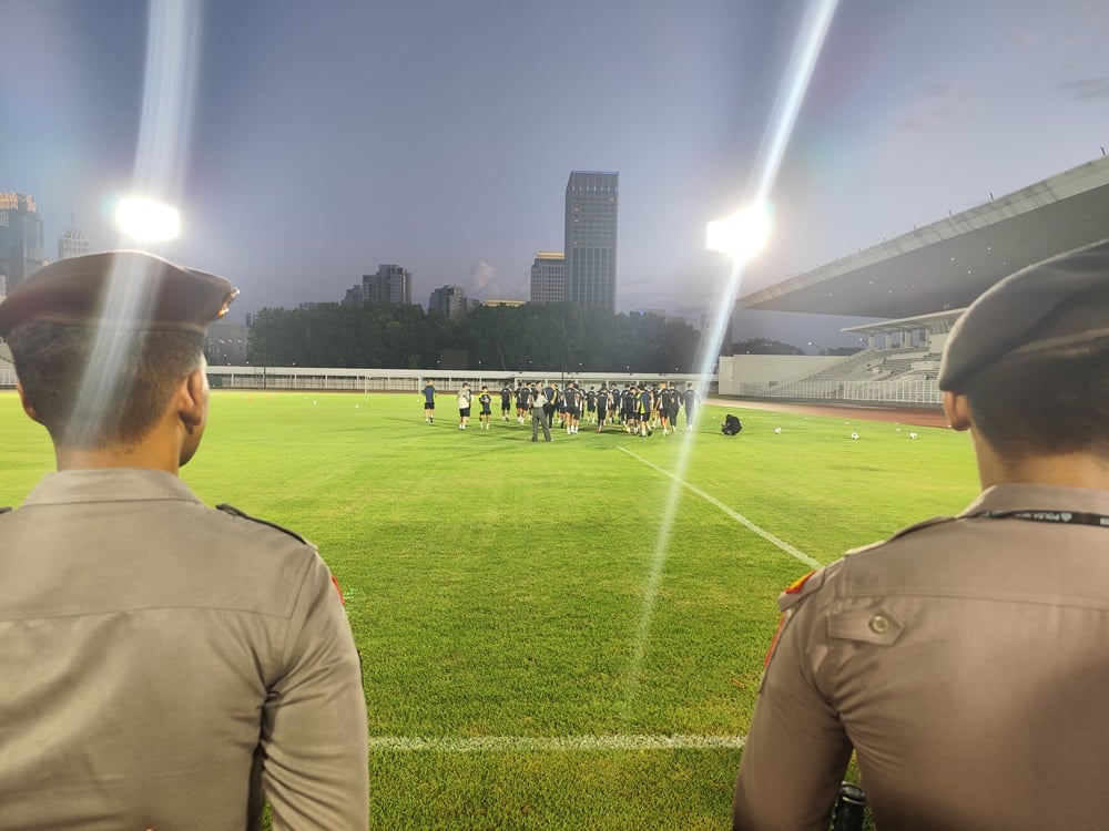 Imbas Tas Pemain Hilang, Latihan Timnas Indonesia di Stadion Madya Dijaga Ketat