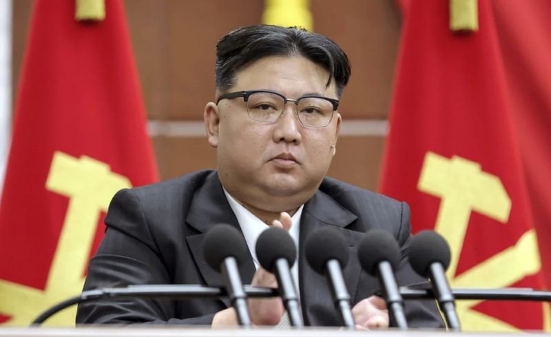 Nah! Kim Jong Un Perintahkan Perwira Korut Tingkatkan Kemampuan Perang Hadapi Amerika Cs