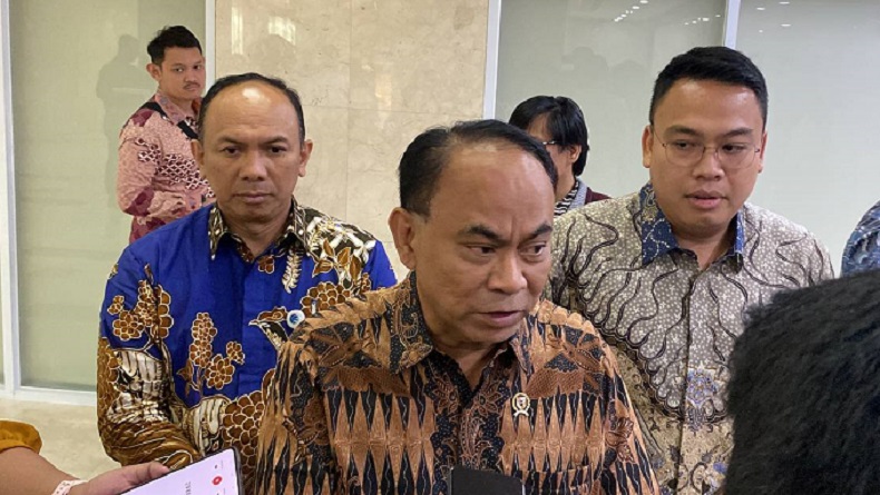 DPR Panggil Menko Polhukam dan Menkominfo Bahas Kebocoran Data Presiden Jokowi Hari Ini