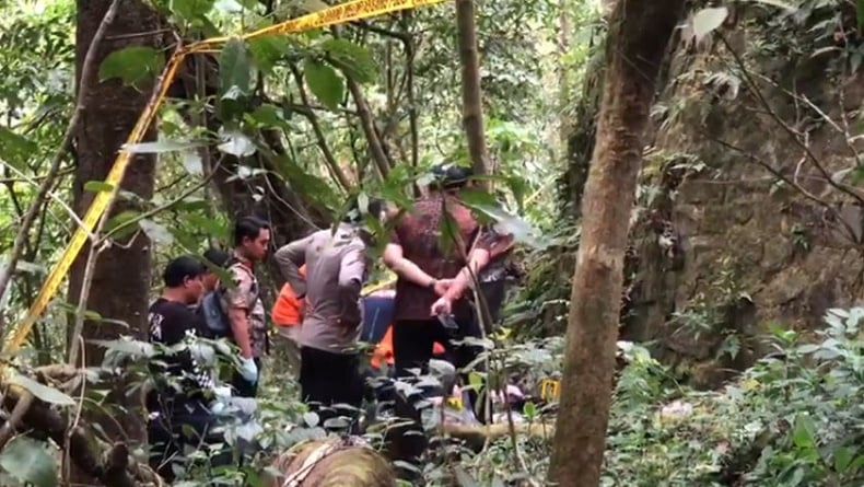 Mojokerto Gempar, Mayat Perempun Ditemukan dalam Jurang di Tahura Raden Suryo Pacet