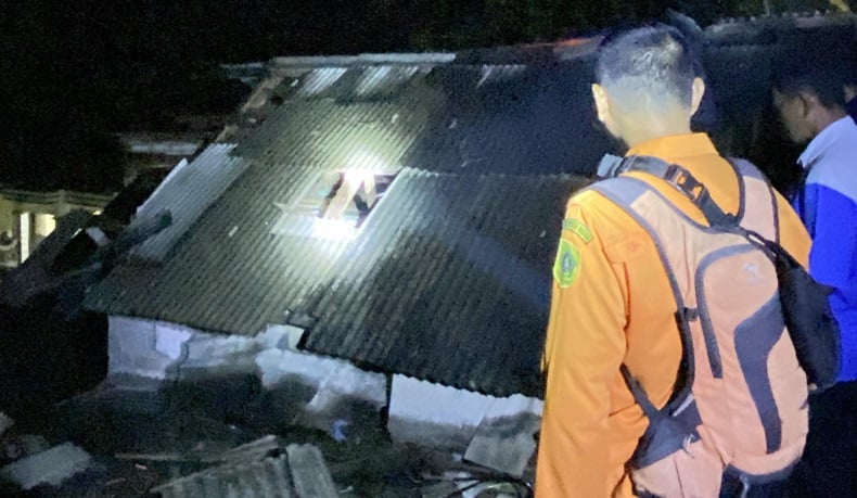 Belasan Rumah di Caringin Bogor Rusak akibat Hujan Deras dan Angin Kencang