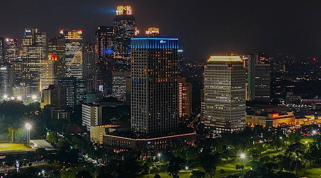 6 Hotel di Jakarta Punya Pemandangan Kota Tercantik saat Malam Hari, Suasananya Romantis 