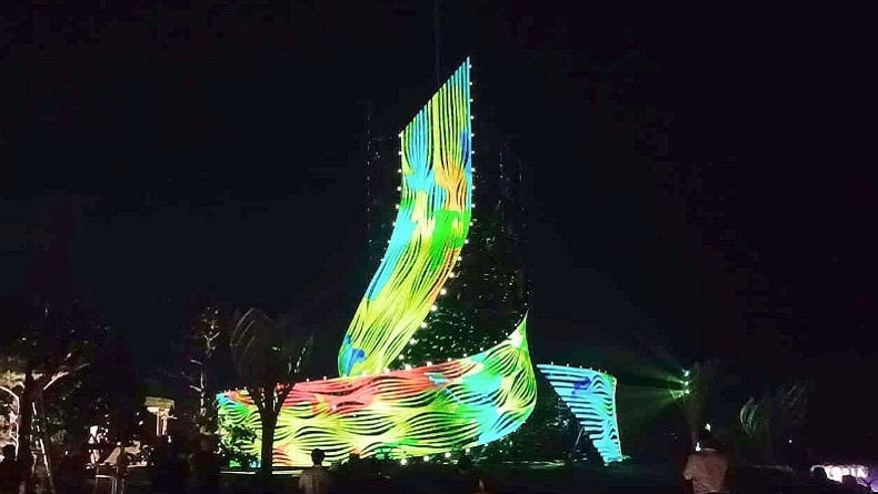 Menara Multimedia 30 Meter di Bali Dibuka, Tampilkan Permainan Audio Visual  Menakjubkan