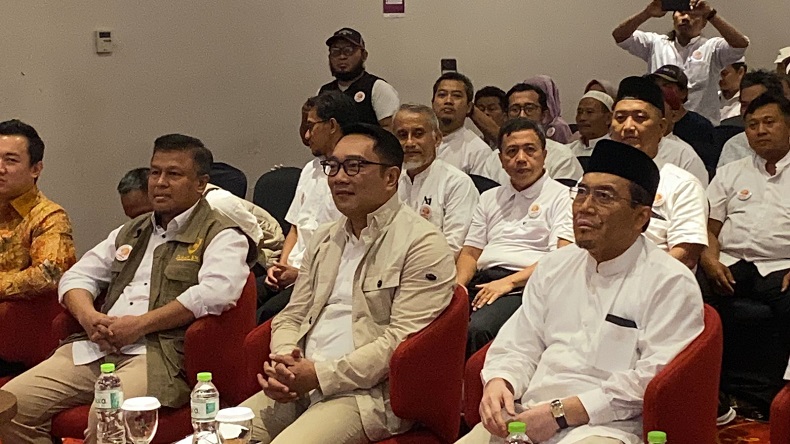 Survei Poltracking: Orang Betawi Ternyata Lebih Suka Ridwan Kamil hingga Tembus 48%