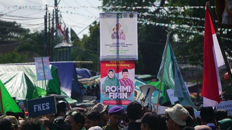 Teriakan Yel-Yel Rohmi-Firin Menggema saat Pawai Alegoris NWDI di Lombok Timur