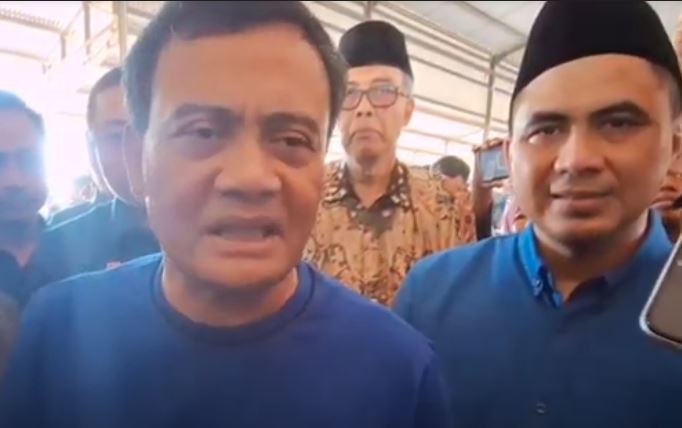 Blusukan ke Brebes, Ahmad Luthfi-Gus Yasin Janji Bantu Petani Bawang Merah