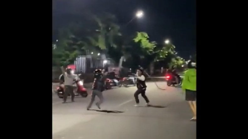 Viral Remaja di Semarang Duel Gunakan Celurit Panjang, 1 Ditangkap 1 DPO