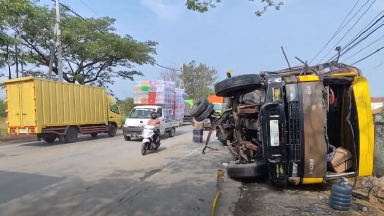 Kecelakaan Maut Bus Tabrak 2 Truk di Pantura Pati, 6 Orang Tewas 4 Luka-Luka