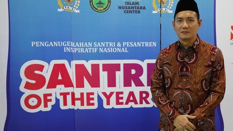 Ketua KPI Ubaidillah Dinobatkan sebagai Santri Inspiratif 2024