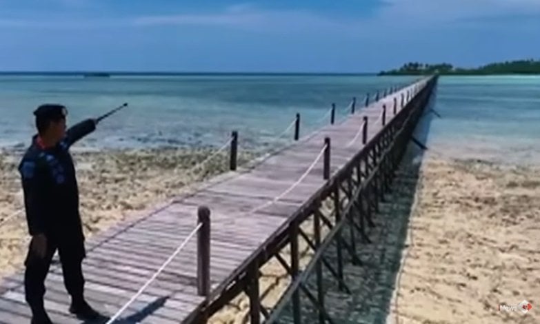 KKP Segel 2 Resor Ilegal yang Dikelola WNA di Pulau Maratua Kaltim