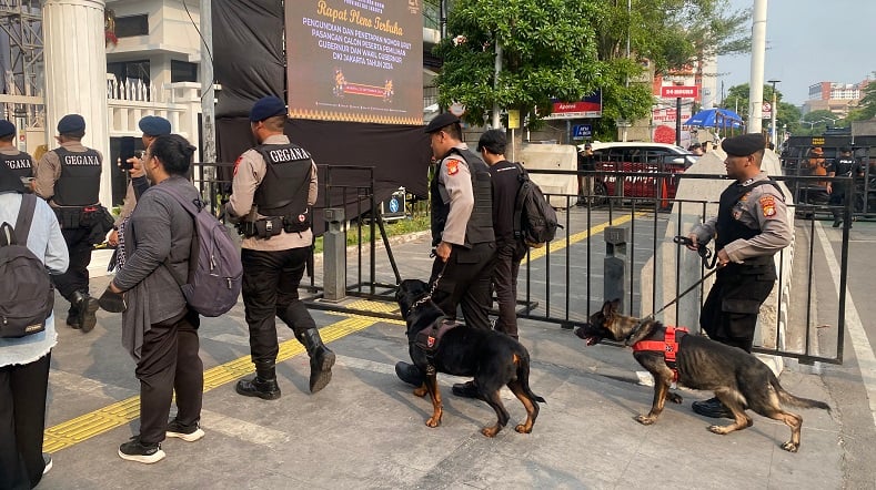 Jelang Pengundian Nomor Urut Cagub-Cawagub Jakarta, Kawasan KPU DKI Disterilisasi