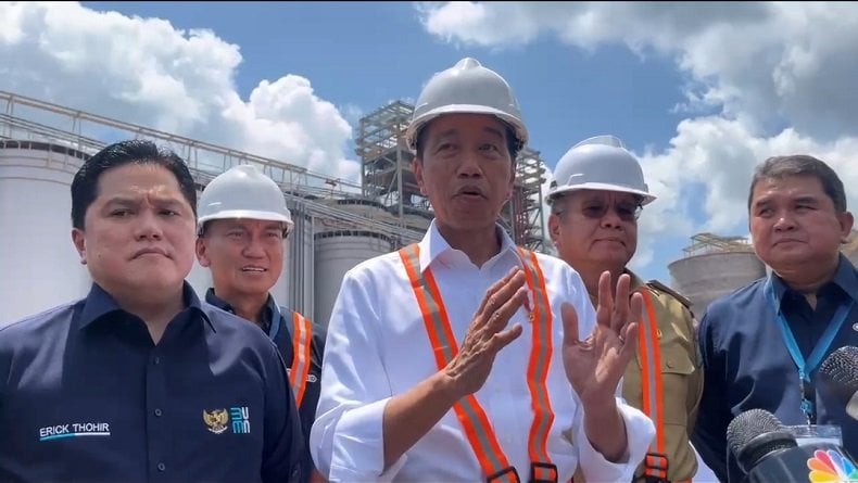 Jokowi Masih Proses Nama Pengganti Pramono Anung sebagai Seskab