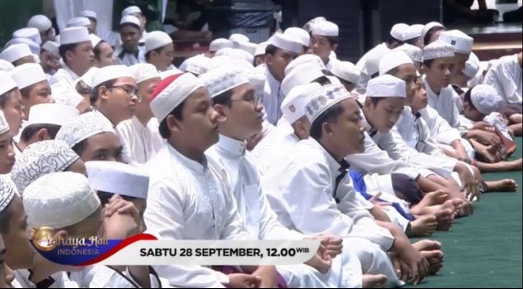 Cahaya Hati Indonesia: Hikmah Permudah Urusan Lain Dalam Islam 