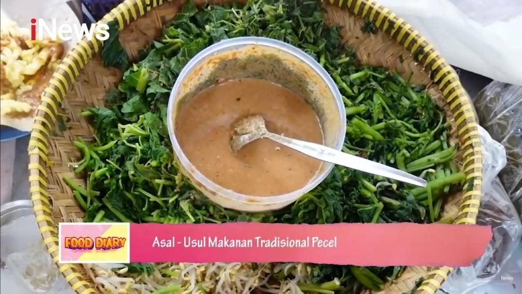 Food Diary: Asal Usul Nasi Pecel, Makanan Khas Berbasis Sayuran