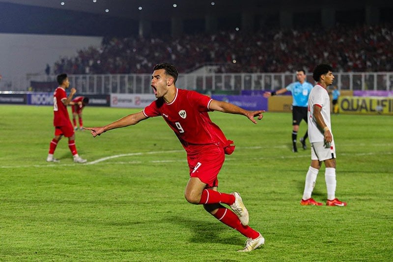 Indra Sjafri Belum Izinkan Jens Raven Perkuat Timnas Indonesia Senior, Ini Alasannya