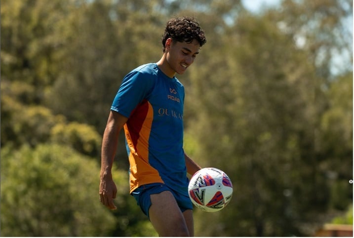 Rafael Struick Debut di Brisbane Roar, Masuk Starting XI Vs Adelaide United