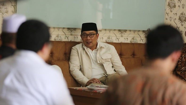 Ridwan Kamil Datangi Ponpes Daarul Ishlah, Dapat Wejangan Bila Terpilih Pimpin Jakarta