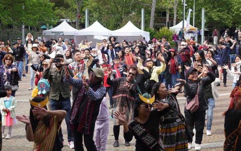 Musisi Maluku dan Papua Guncang Outdoor Festival Indonesia di Melbourne