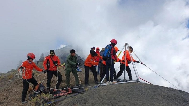 Identitas Pendaki Gunung Rinjani Tewas Jatuh ke Jurang, Kaifat Rafi Mubarok asal Jakarta