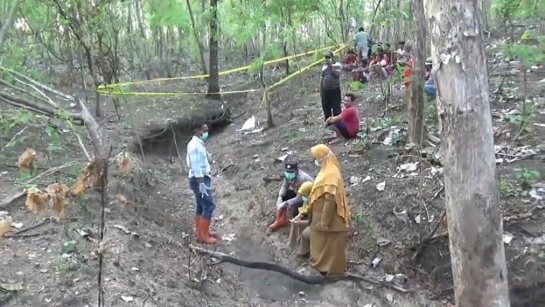 Ngawi Gempar, Mayat Membusuk dengan Kepala Terpisah Ditemukan di Hutan