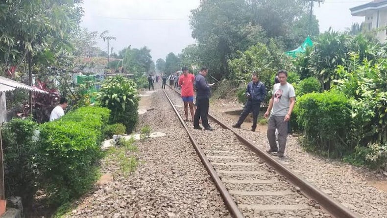 Tragis! Warga Sukabumi Tewas Tertabrak Kereta Api Pangrango saat Menyeberang Rel