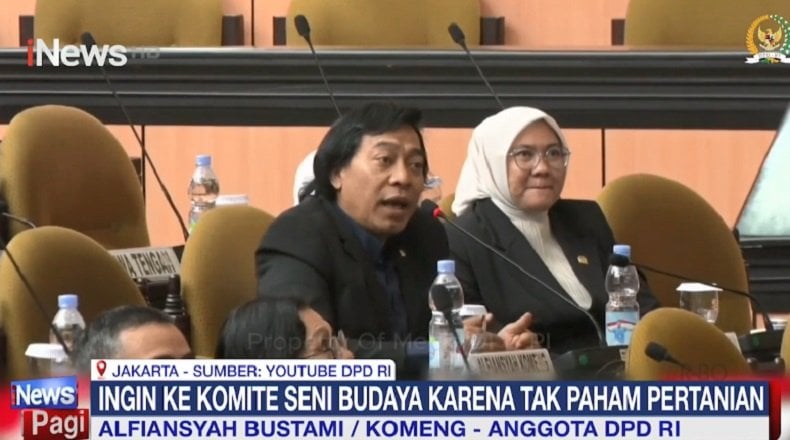 Momen Lucu Komeng Interupsi Rapat Paripurna DPD, Bingung Ditugaskan di Komite II