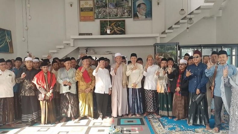 Pimpinan Ponpes Riyadlul Alfiyyah Sebut Denas-Efa Sosok yang Layak Pimpin Cianjur