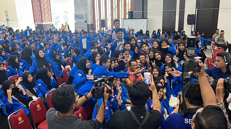 Menkumham Supratman Ajak Mahasiswa Berkontribusi dalam Pengembangan Hukum