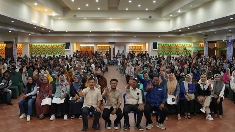 Abdul Rasak-Afdhal Paslon Usungan Partai Perindo Kukuhkan Ribuan Relawan di Kendari