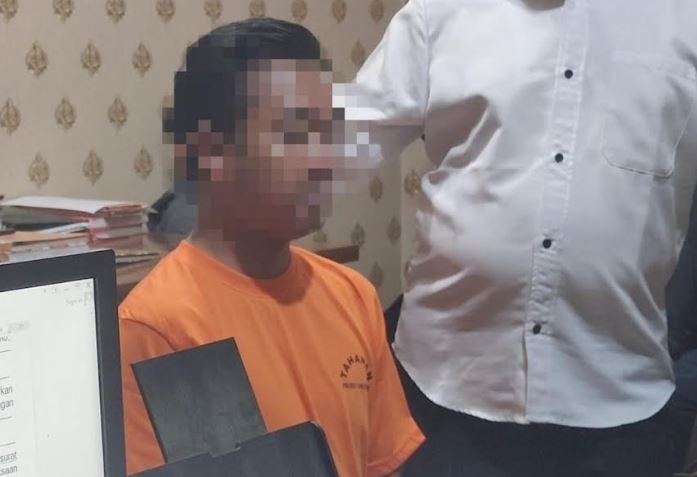 Tampang Ciut Preman Palak Pedagang Martabak di Bandung saat Ditangkap Polisi