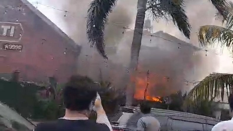 Kebakaran Hebat di Bandung, 3 Bengkel dan Belasan Kontrakan Hangus Terbakar