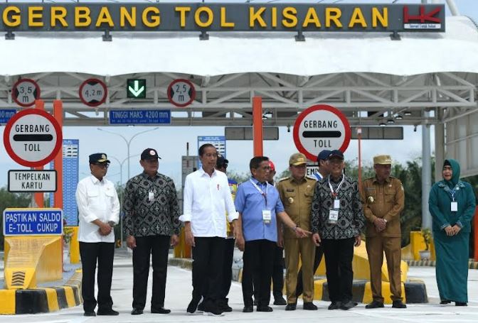 Diresmikan Jokowi, Tol Indrapura-Kisaran Percepat Distribusi Logistik ke Pelosok