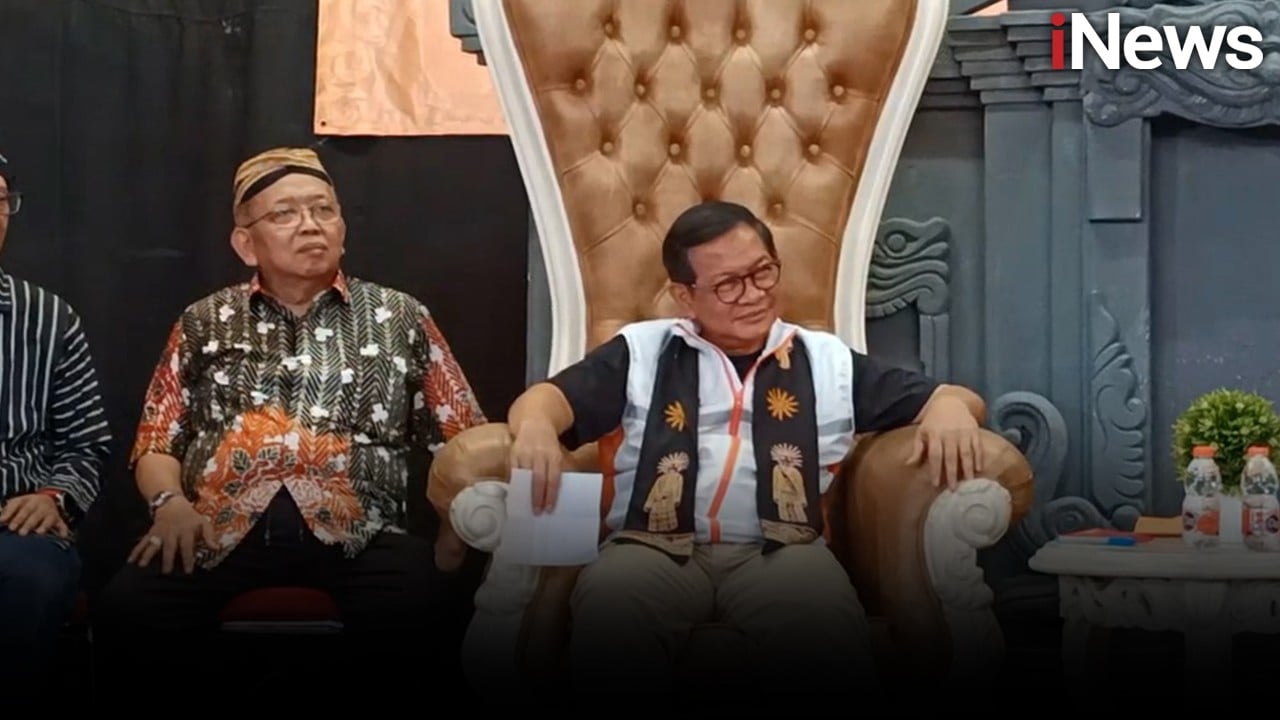 Blusukan ke Komunitas Wong Jawa Tengah di Condet, Pramono Disambut Meriah hingga Disuguhi Jamu