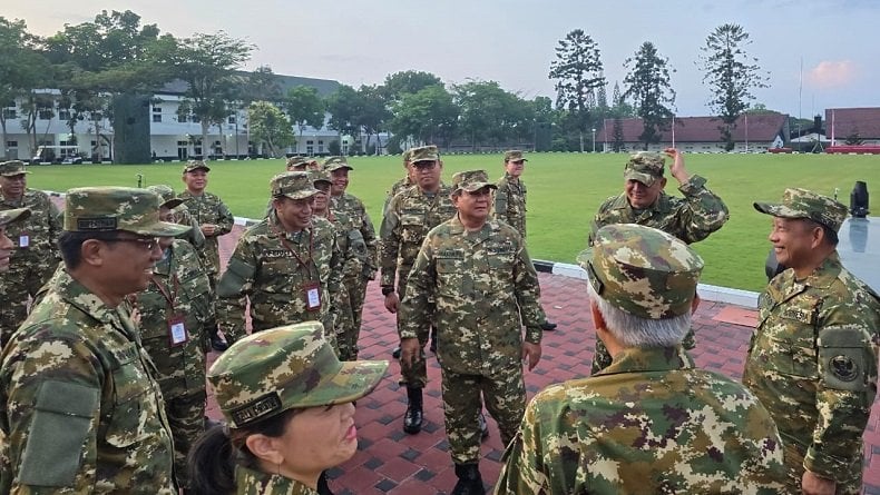 Menteri Jalani Pembekalan di Akmil, Mendikdasmen: Tak Ada Suasana Militeristik