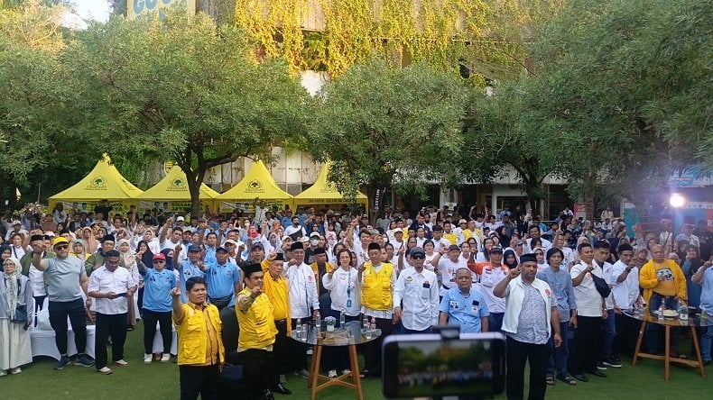 Relawan Ridwan Kamil-Suswono Deklarasi Dukungan hingga Nobar Debat di DPD Golkar