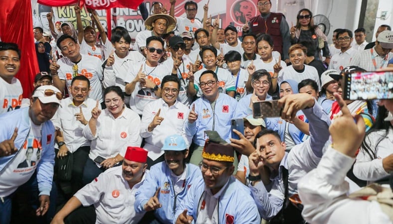 Jokowi Resmi Dukung Ridwan Kamil-Suswono lewat Deklarasi Projo