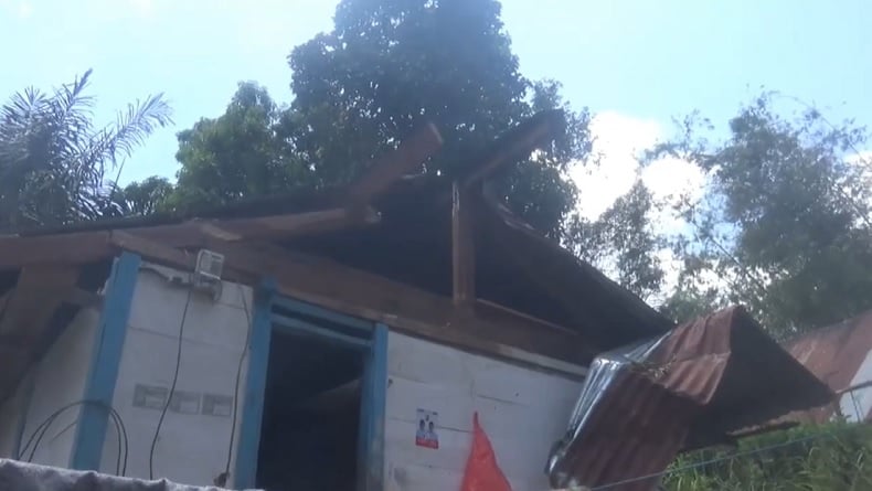 Mengerikan, Puluhan Rumah Warga Mamasa Rusak Diterjang Angin Kencang Disertai Hujan Deras