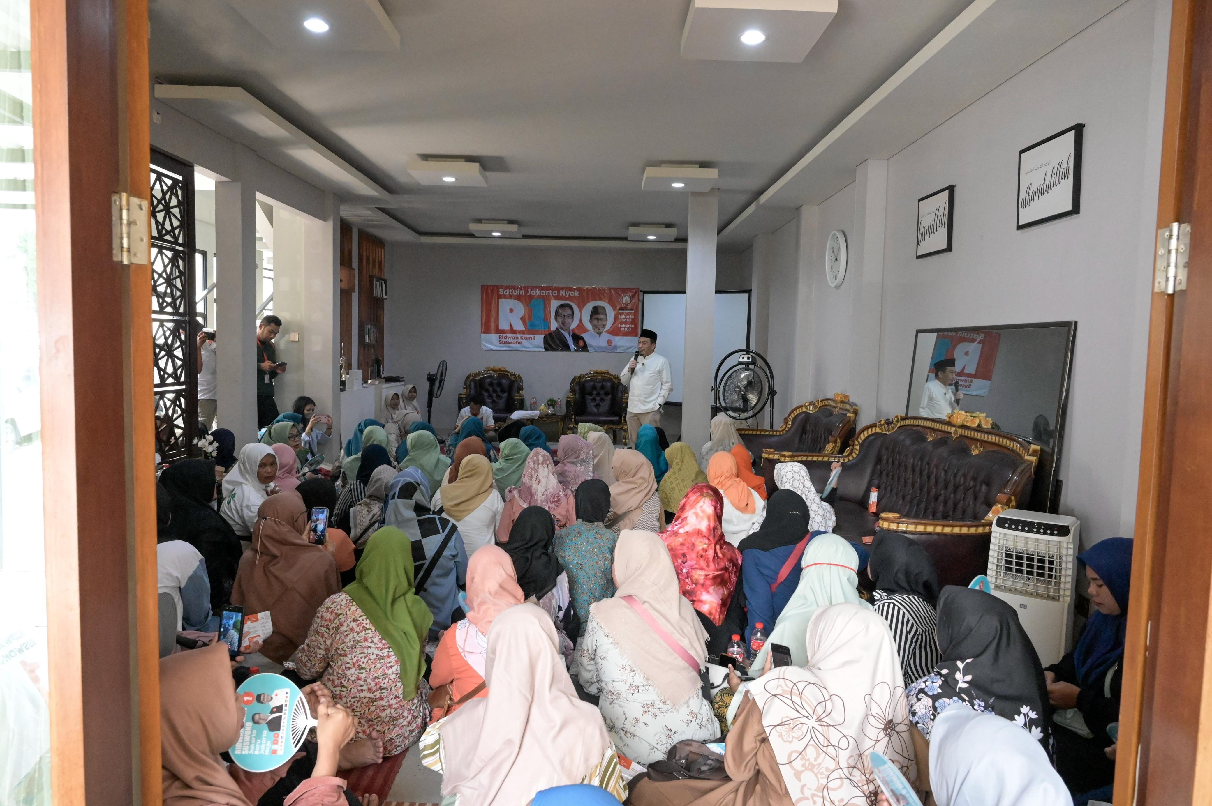 Suswono Gandeng Ibu-Ibu PKK dan Dasawisma, Siap Bangun Jakarta Mandiri dan Sejahtera