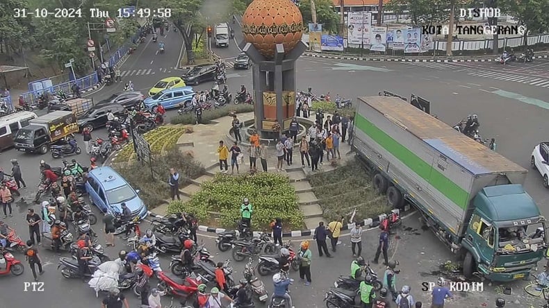 Korban Truk Kontainer Ugal-ugalan di Tangerang Bertambah, Kini 6 Orang