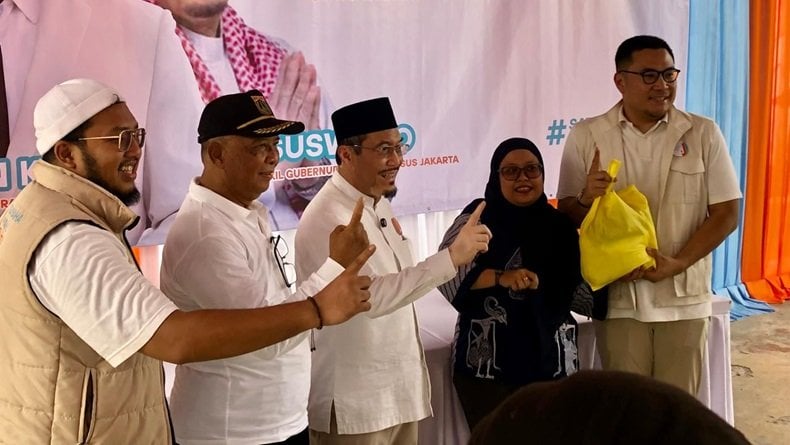 Relawan Pengusaha Pejuang Bersatu Gelar Tebus Murah Sembako, Sosialisasikan Program RIDO