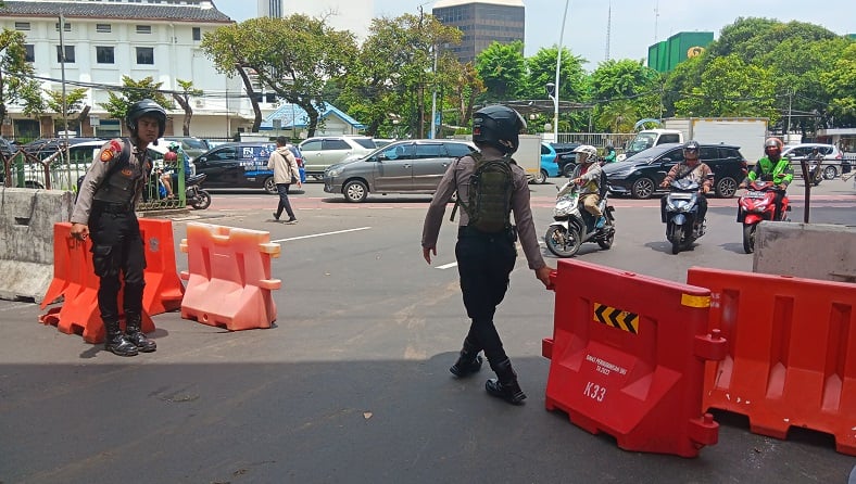 Reuni 411, Jalan Medan Merdeka Timur Ditutup