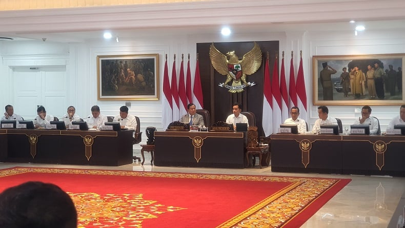 Prabowo ke Menteri: Hal-hal yang Rawan Tidak Perlu lewat Telepon