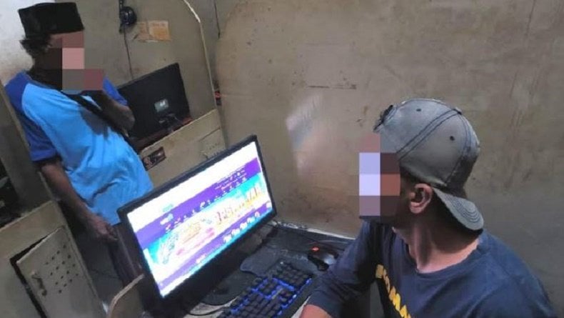 Polisi Gerebek 3 Warnet di Kendal Diduga Jaringan Judi Online, 3 Orang Ditangkap