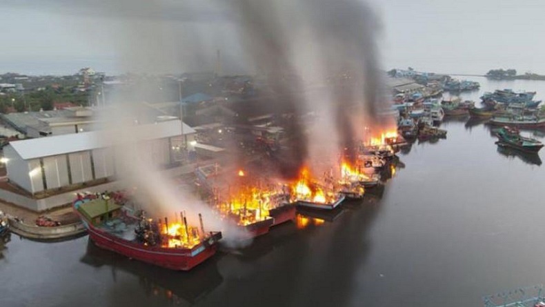 Nama-Nama 13 Kapal Terbakar di Pelabuhan Perikanan Nusantara Pekalongan