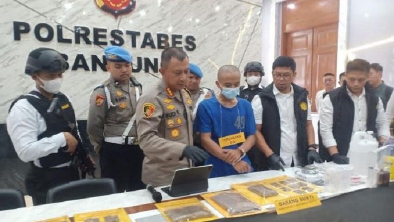 Polisi Tangkap Produsen Tembakau Sintetis di Bandung, Belajar Cara Meracik dari Online