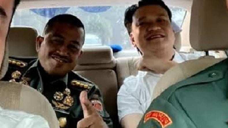 Viral Foto Ivan Sugianto bareng Perwira, Ini Penjelasan Kapuspen TNI