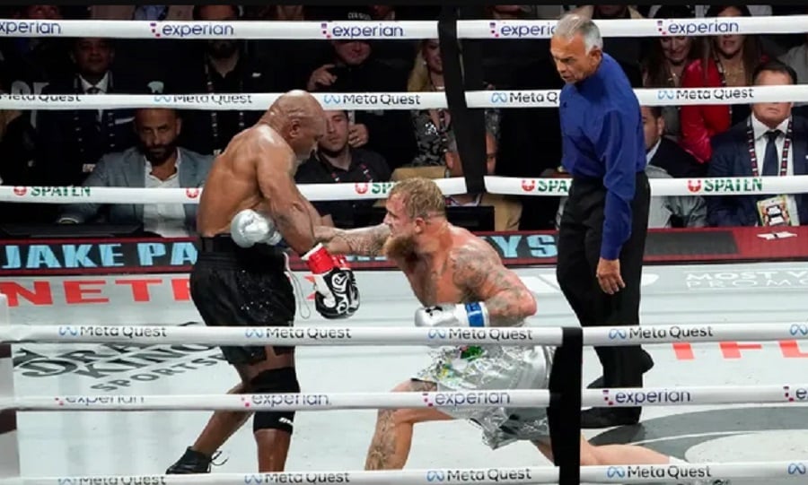 Hasil Mike Tyson vs Jake Paul: si Leher Beton Takluk