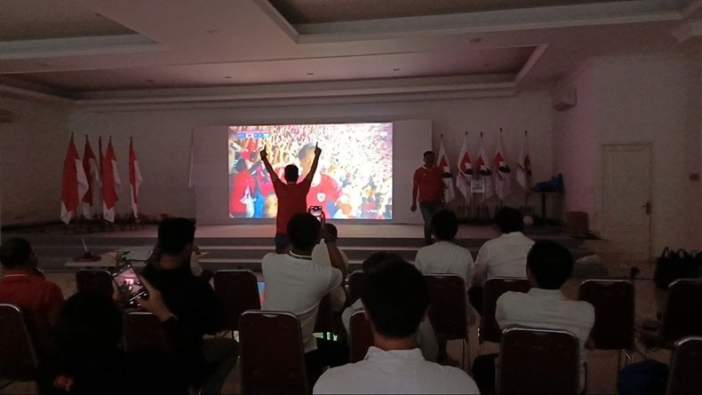 Momen Keseruan Nobar Timnas Indonesia Vs Arab Saudi Bareng Pemuda Perindo