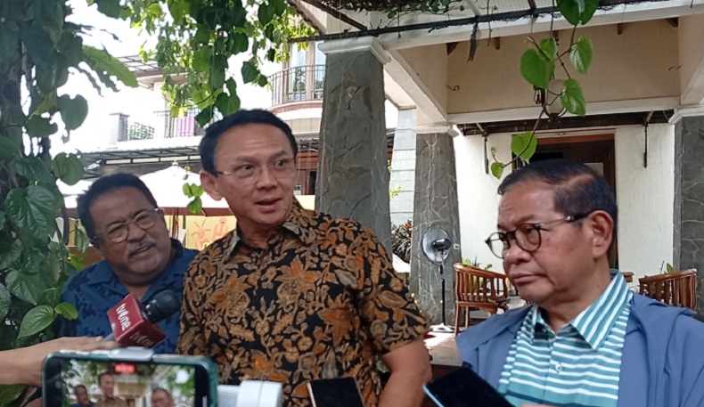 Masa Tenang Pilkada Hari Kedua, Pramono-Rano Makan Gudeg Bareng Ahok di Lebak Bulus 