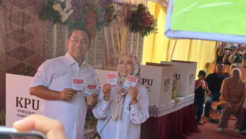 Pilkada Jateng, Andika Perkasa dan Hendrar Prihadi Nyoblos di TPS Lempongsari